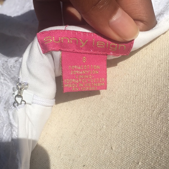 Women’s Skirt w/Lace Overlay - sz 8 - Picture 4 of 4